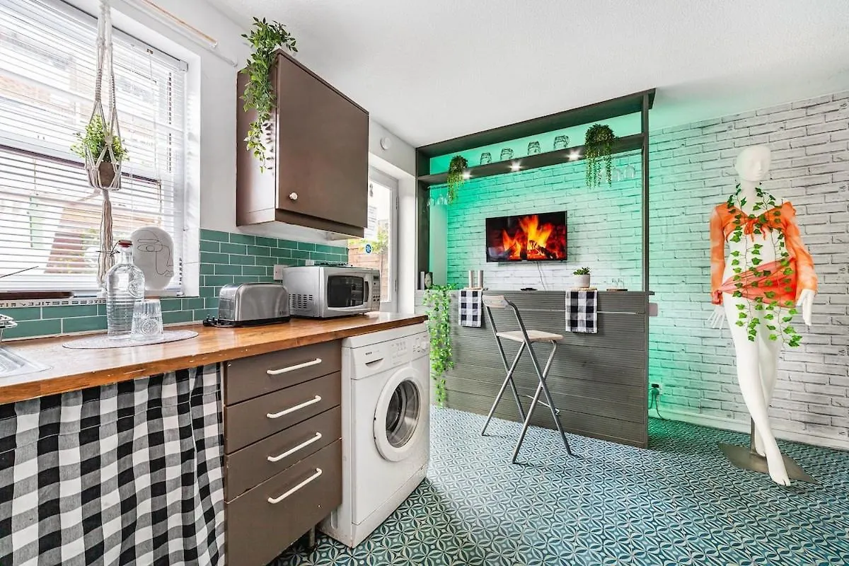 Relax 2Bdr With Sauna, Hot Tub And Cinema London 0*,